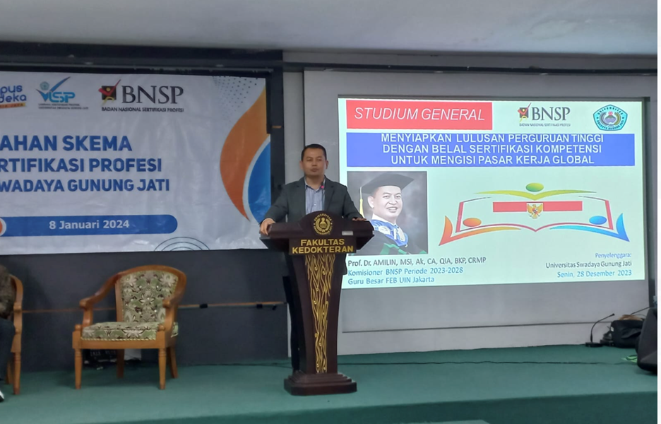 Prof Amilin Komisioner BNSP di Universitas Swadaya Gunung Jati (UGJ) Cirebon (08/01/24). (Doc.BNSP)