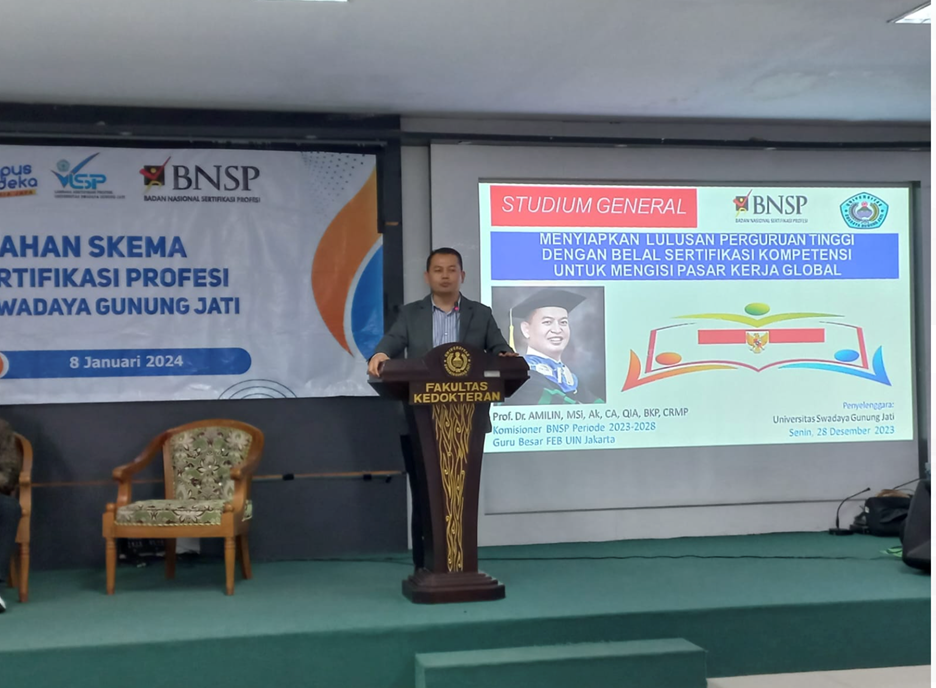 Prof Amilin Komisioner BNSP di Universitas Swadaya Gunung Jati (UGJ) Cirebon (08/01/24). (Doc.BNSP)