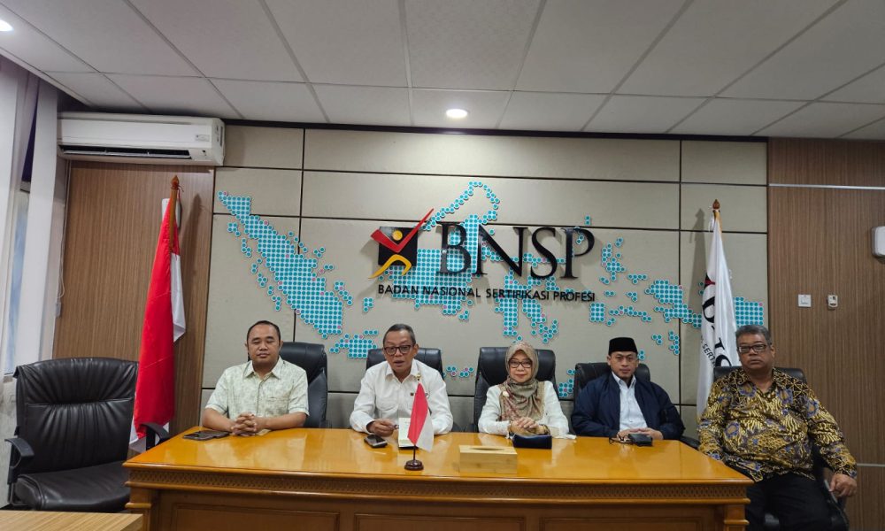 Pelatihan Implementasi Sistem Informasi BNSP Membantu Peningkatan Kinerja LSP Pekerja Domistik