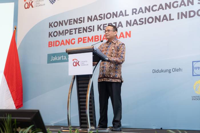 Foto : Konvensi Nasional Rancangan Standar Kompetensi Kerja Nasional Indonesia (RSKKNI) Bidang Pembiayaan di Ballroom 1 Hotel Grand Sheraton, Gandaria - City, Jl. Sultan Iskandar Muda, Jakarta Selatan pada Selasa, 2 Juli 2024. (Doc.Ist)