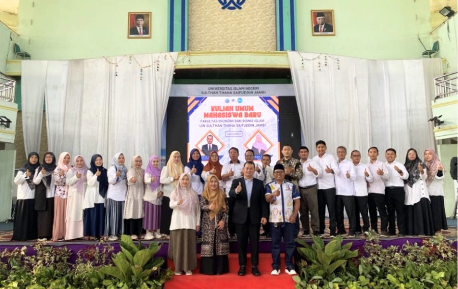 Foto : Fakultas Ekonomi dan Bisnis Islam (FEBI) Universitas Islam Negeri Sultan Thaha Saifuddin (UIN STS) Jambi menggelar Kuliah Umum di Auditorium Chatib Quzwein, Kampus Manalo UIN STS Jambi, Selasa (24/9/24). (Dc.BNSP)