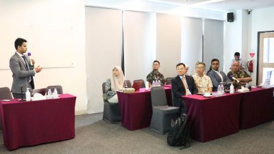 Foto : Round Table Discussion (RTD) yang bertajuk "Bariatric Laparoscopy: Current and Future in Medicine" dan "The Future of Minimally Invasive and Robotic Surgery in Colorectal Cancer Management", di Auditorium Brawijaya Hospital Saharjo (10/10/24)